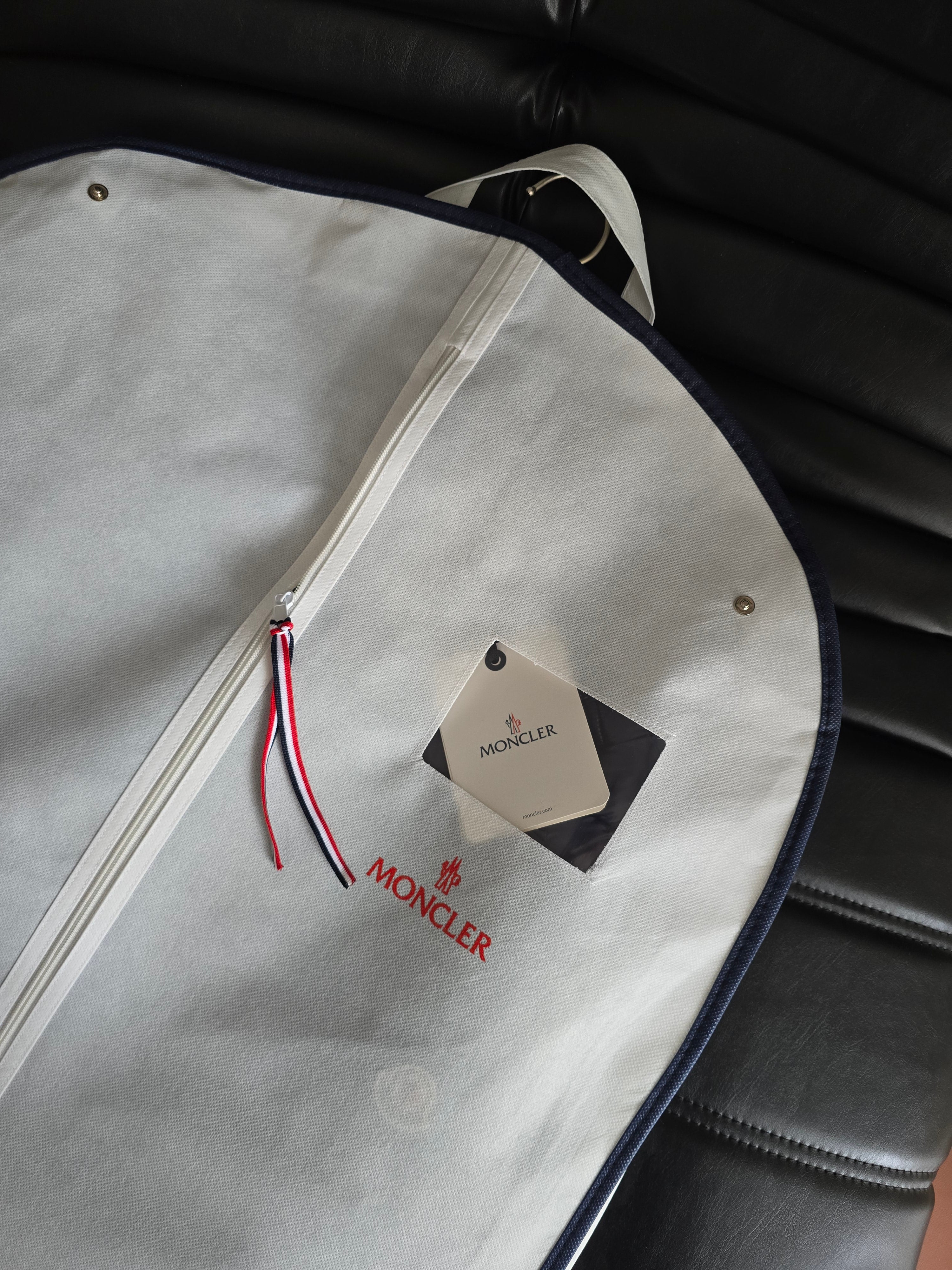 Moncler Maya Kaz Tüyü Mont